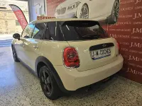 Usado Mini ONE 102 CV (75 kW) 2019 Beige Utilitario