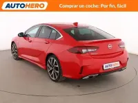 Usado Opel Insignia Sport 210 CV (154 kW) 2019 Rojo Berlina
