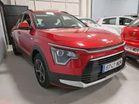 Usado Kia Niro 141 CV (103 kW) 2023 Rojo SUV