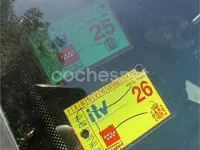 Usado Audi A3 Attraction 130 CV (95 kW) 2002 Violeta / lila Utilitario