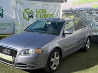 Usado Audi A4 Premium 140 CV (102 kW) 2004 Gris Berlina