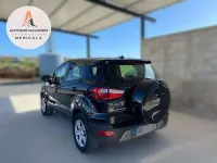 Usado Ford Ecosport Trend 99 CV (72 kW) 2018 Negro SUV