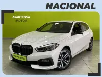 Usado BMW 118 Comfort Edition 150 CV (110 kW) 2021 Blanco Berlina