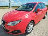 Usado Seat Ibiza ST Style 105 CV (77 kW) 2010 Rojo Familiar