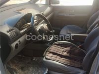 Usado Seat Alhambra 115 CV (84 kW) 2001 Gris / plata Monovolumen