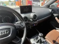 Usado Audi A3 Ambiente 105 CV (77 kW) 2013 Marrón Berlina