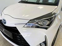 Usado Toyota Yaris Hybrid Active 99 CV (72 kW) 2020 Blanco Utilitario