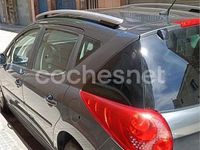 Usado Peugeot 207 95 CV (69 kW) 2009 Gris / plata Familiar