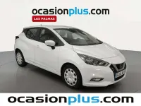 Usado Nissan Micra Acenta 92 CV (67 kW) 2022 Rojo Utilitario