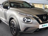 Usado Nissan Juke N-Connecta 114 CV (83 kW) 2025 Gris SUV