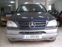 Usado Mercedes ML320 218 CV (160 kW) 1999 Azul SUV