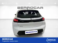 Usado Peugeot 208 Active 100 CV (73 kW) 2023 Blanco Utilitario