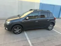 Usado Dacia Sandero Stepway 90 CV (66 kW) 2017 Negro Berlina
