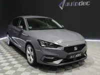 Usado Seat Leon Style 150 CV (110 kW) 2024 Gris Berlina
