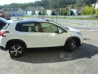 Usado Peugeot 2008 Allure 120 CV (88 kW) 2016 Blanco SUV