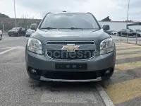 Usado Chevrolet Orlando LT 130 CV (95 kW) 2011 Gris / plata Monovolumen