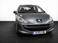 Usado Peugeot 207 Business-Line 75 CV (55 kW) 2010 Gris / plata Berlina