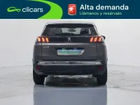 Usado Peugeot 3008 Allure 225 CV (165 kW) 2021 Gris / plata SUV