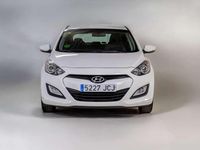 Usado Hyundai i30 101 HP (74 kW) 2015 Branco Citadino