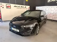 Usado Ford Focus ST-Line X 125 CV (91 kW) 2023 Negro Berlina