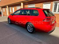 Usado VW Golf VII Advance 150 CV (110 kW) 2020 Rojo Familiar