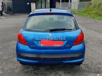 Usado Peugeot 207 70 CV (51 kW) 2007 Azul Berlina