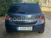 Usado Opel Astra Enjoy 90 CV (66 kW) 2007 Gris / plata Berlina
