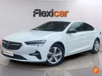 Usado Opel Insignia Business Elegance 122 CV (89 kW) 2021 Blanco Berlina