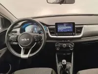 Usado Kia Stonic 101 CV (74 kW) 2025 Blanco SUV