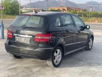 Usado Mercedes B180 109 CV (80 kW) 2009 Negro Monovolumen