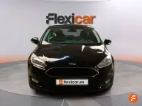 Usado Ford Focus Trend+ 125 CV (91 kW) 2017 Negro Berlina