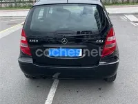 Usado Mercedes A160 Classic 82 CV (60 kW) 2008 Negro Monovolumen