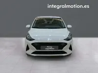 Używany Hyundai i10 66 KM (48 kW) 2024 Biały Hatchback