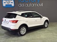 Usado Seat Arona Ecomotive 96 CV (70 kW) 2018 Blanco SUV