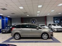 Usado Peugeot 5008 Allure 120 CV (88 kW) 2016 Beige Monovolumen