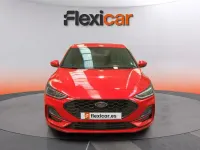 Usado Ford Focus ST-Line 125 CV (91 kW) 2022 Rojo Berlina