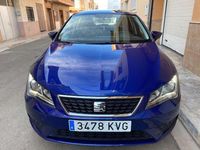 Usado Seat Leon Style 116 CV (85 kW) 2019 Azul Utilitario