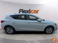 Usado Seat Leon Style 116 CV (85 kW) 2025 Blanco Familiar