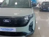 Usado Ford Tourneo Courier Active 125 CV (91 kW) 2024 Beige Monovolumen