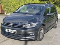 Usado VW Touran Advance 150 CV (110 kW) 2019 Gris / plata Monovolumen