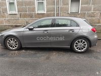Usado Mercedes A180 109 CV (80 kW) 2018 Gris / plata Berlina