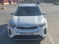 Usado Kia Stonic 84 CV (61 kW) 2022 Blanco SUV