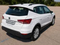 Usado Seat Arona Style 95 CV (69 kW) 2020 Blanco SUV