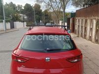 Usado Seat Leon ST Style 110 CV (80 kW) 2014 Rojo Familiar
