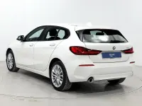 Usado BMW 118 Comfort Edition 136 CV (100 kW) 2024 Blanco Berlina