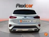 Usado Kia XCeed 136 CV (100 kW) 2021 Blanco SUV