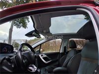 Usado Peugeot 208 Style 110 CV (80 kW) 2017 Granate Utilitario