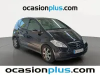 Usado Mercedes A160 Exclusive 95 CV (69 kW) 2010 Negro Utilitario