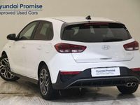 Usado Hyundai i30 N Line 101 CV (74 kW) 2025 Blanco Berlina