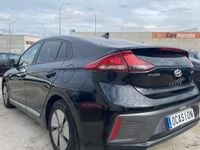 Usado Hyundai Ioniq 141 CV (103 kW) 2021 Negro Utilitario